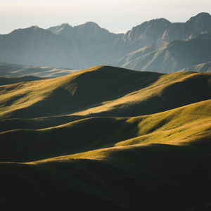 Crystal Choir of the Peaks