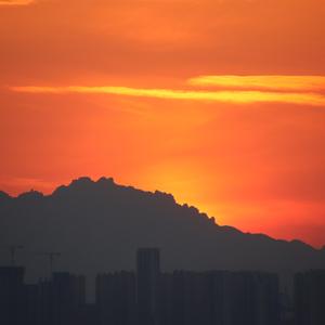 山顶洞人与夜航船（翻自 鱼翅Fin）