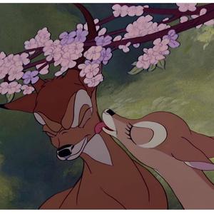 Elvira (feat. Blvnks)