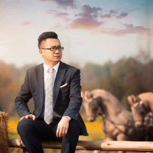 未来到底怎么样 伴奏