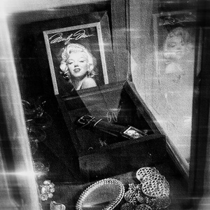 MARILYN MONROE