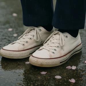 ほんの小さな跡