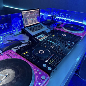 DJ濠仔-阳江DJ濠仔-中英文Electro风格想成功先发疯拉音经典老歌串烧.mp3（DJ濠仔 remix）