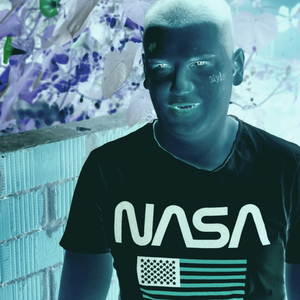 Huty (feat. Камелия)