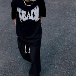 而他继续做自己的