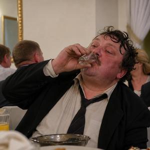 Obleśny Wujek Weselny