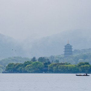 红尘白浪