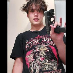 Akimbo (feat. Shdws)