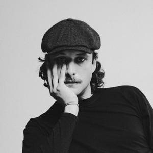 PIERWSZE MIEJSCE (feat. KPSN)