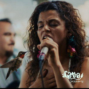 Presente estrepitoso