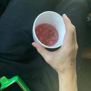 Pourin 4's (feat. YMG Roxy)