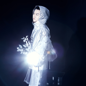 人间不值得 (2021版纯音乐)