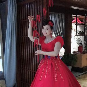 走在幸福的路上