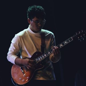 已是两条路上的人