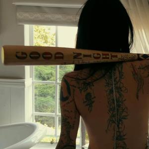 LEKKA (feat. MAAITJIE)