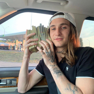 МУРАШКИ ПО КОЖЕ (feat. НКНКТ)