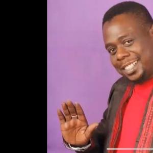 ZUNGUSHA KIUNO (feat. MANUARI TAARAB)