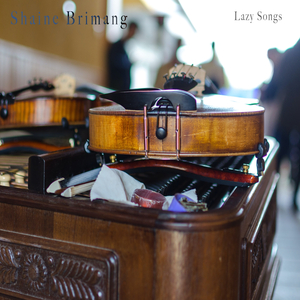 I Hate Those Who Pretend to Listen to You While Watching Social Media