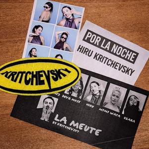 POR LA NOCHE