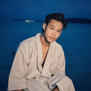 ខូចចិត្តរឿងអ្វី?