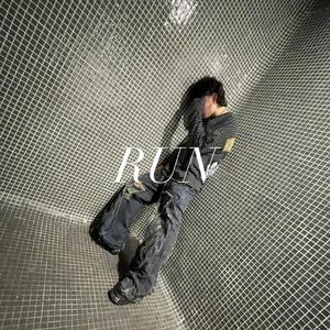 RUN