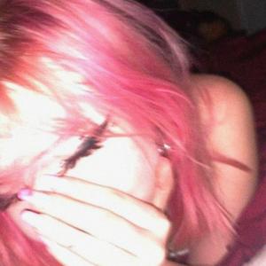 BXTCH! (feat. BASA.R3X & inzxmnia!)