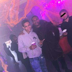 LEAVE ME ALONE (feat. Chopp)