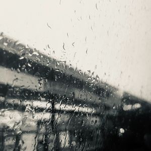 下雨