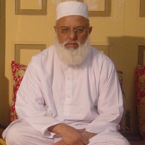 Aye Dil Tu Ees Gali Mein