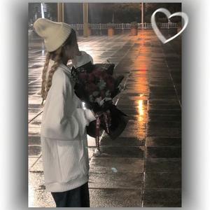 人与人相遇本就是短暂的