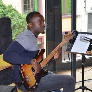 WA DONA LO (feat. Jomion and the Uklo's)