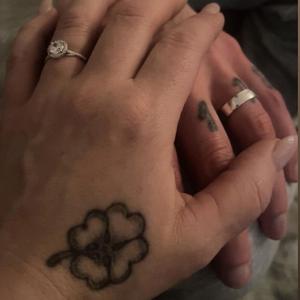 Mitt livs största kärlek (feat. Robbin Mekahal)