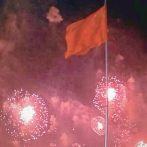 东方红(东方红一号卫星广播录音)