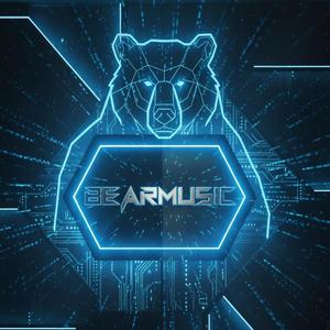 EN LA PISTA (feat. BELTIEROZ, ALLIAMS GUEVARA, DAVID CAM, VITUCHOX, BEYKEL, YENDER MSC, L-JFF, Lee Calderon, FranKcith0 Rap, Niño el king, HGK & Dan Tk) (REMIX)