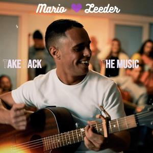 Living on a dream (feat. Minnie Mac)