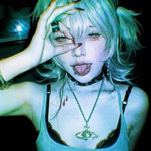 Switch (feat. Sarkaas)