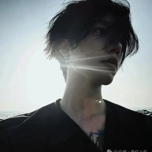 淋一场雨（全站热播）