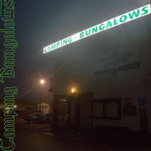 CAMPING BUNGALOWS