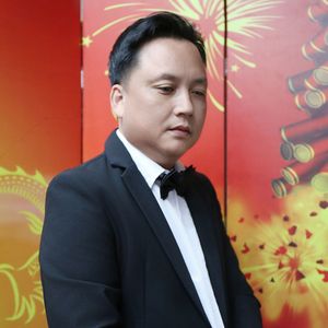 始终难舍你（伴奏）