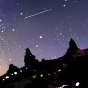 满天璀璨的星光都不如你爱笑的眼睛