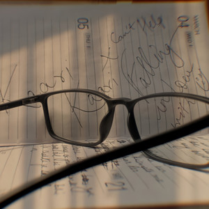 Kaari Kaari / Falling In Love With You