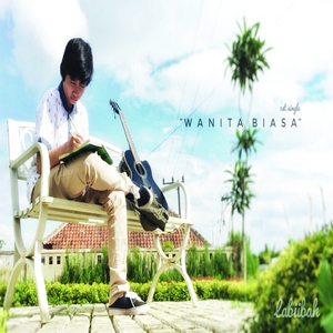 Wanita Biasa
