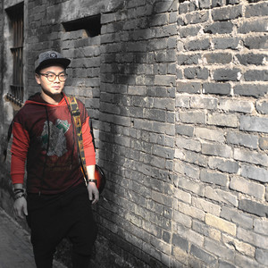 礼物 （Cover 许巍）（翻自 许巍）