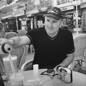 What's Going Down (Mix 1) [feat. Kez]