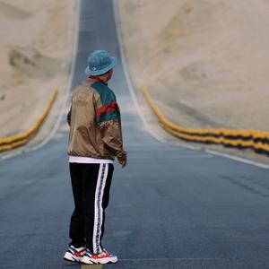 奥特曼（Ultraman）cover:余佳运