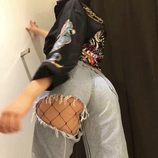 大 赦 天 下 /.