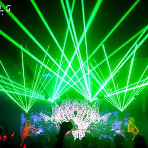 Dance With Me Tonight (feat. Isla Song & Fernandez Jita)