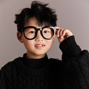 小书包 刘亦恒