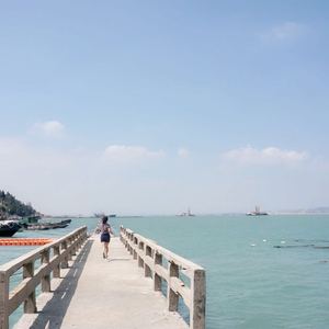 白与黑