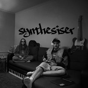 Synthesiser